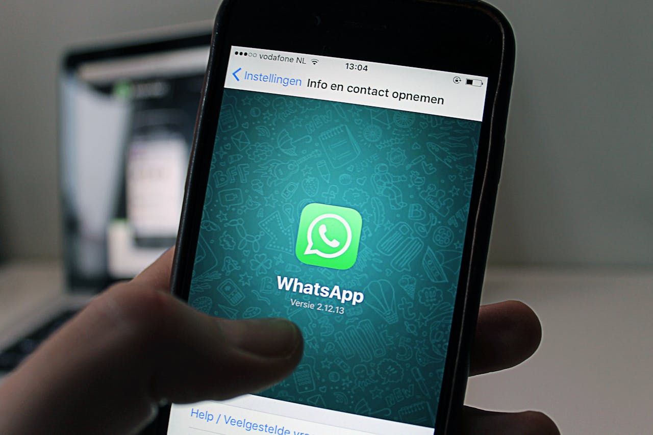 WhatsApp Tak Lagi Bisa Digunakan di iPhone 5s, 6, dan 6 Plus Mulai Mei 2025